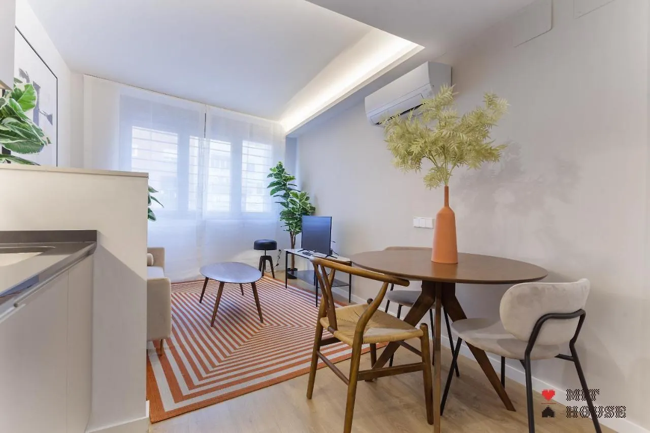 Rubik En Madrid Apartment