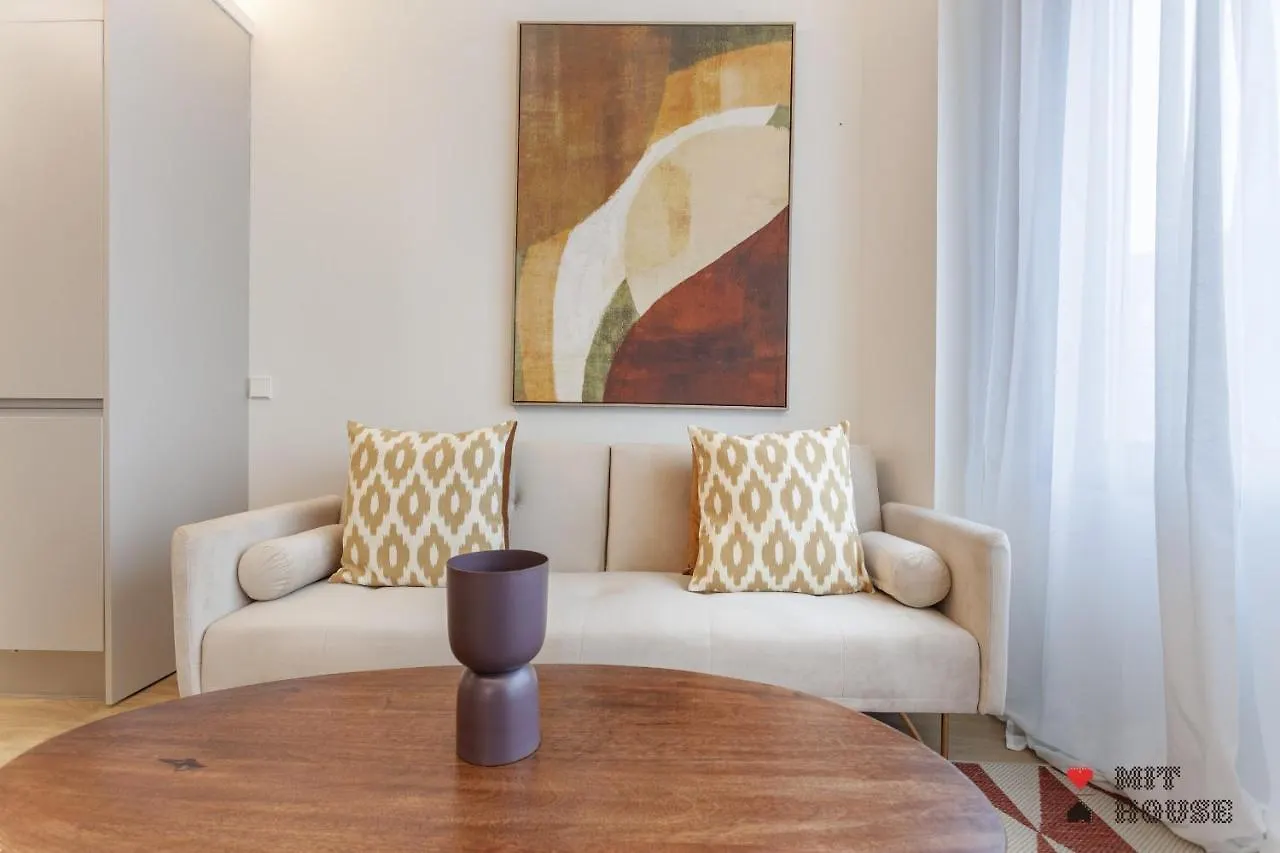 Apartamento Rubik En Madrid